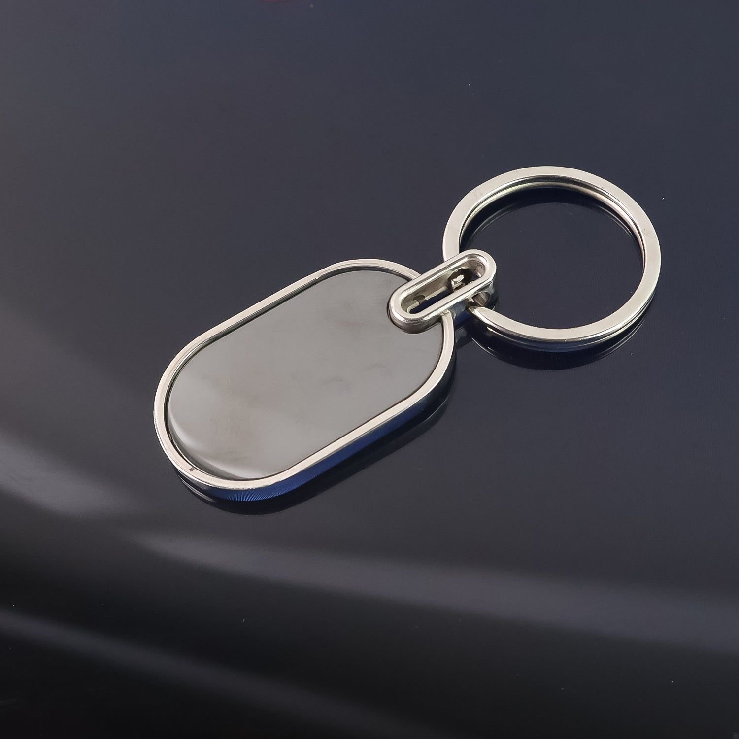 Elegant Black & Silver Oval Metal Keychain (1 Pc) - Image 7