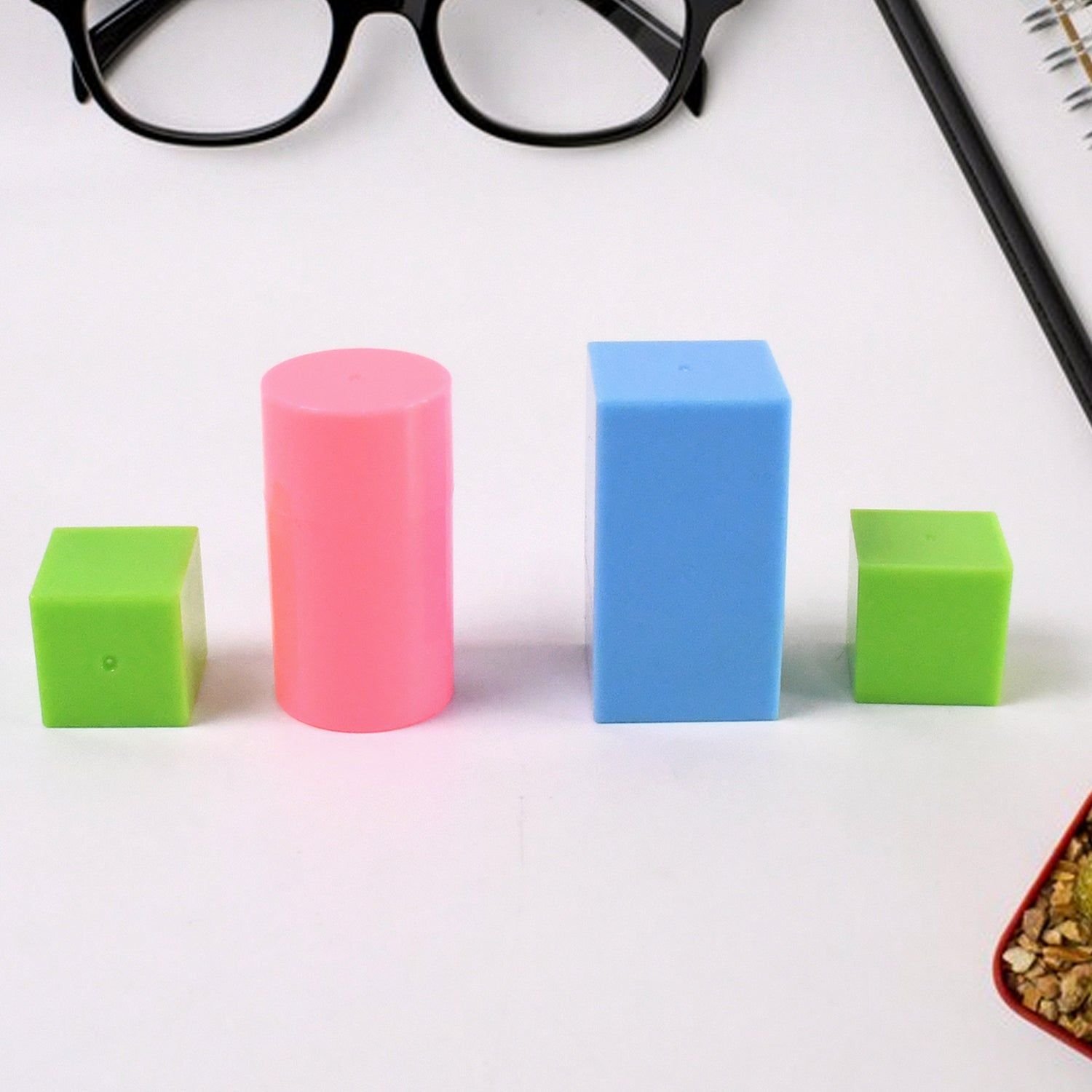 3D Shapes Multicoloured Pattern Building Blocks Toy Solid Figures (6 Pcs Set) - Image 2