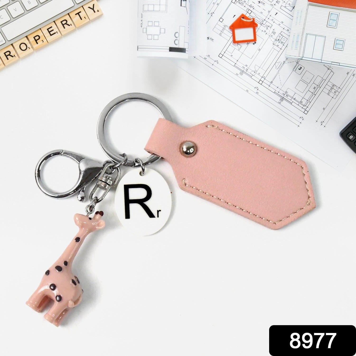 Charming Giraffe Keychain – A Touch of Whimsy for Your Everyday Essentials (1 Pc) - Image 2