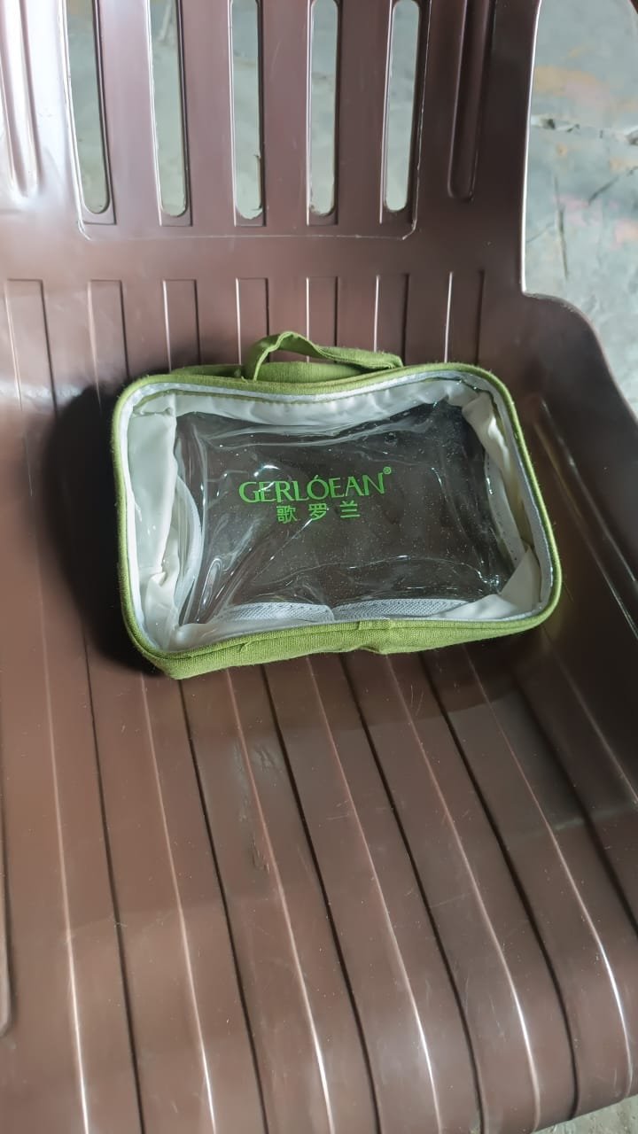 Transparent Zipper Closing Pouch (1 Pc / Big) - Image 8
