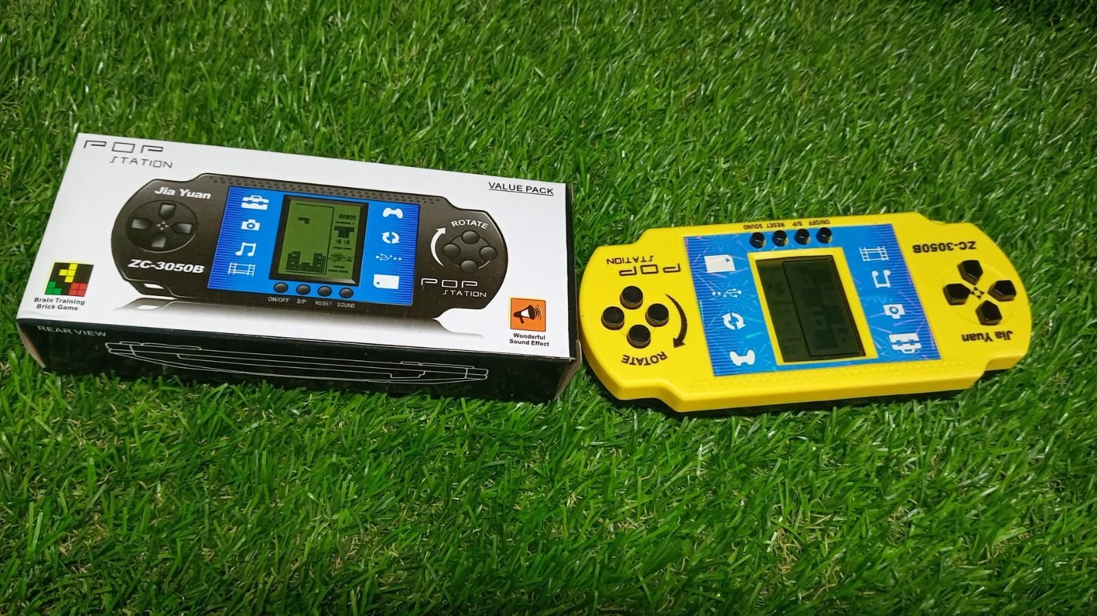 Handheld Video Game Station Pocket Game Toy. - Image 9
