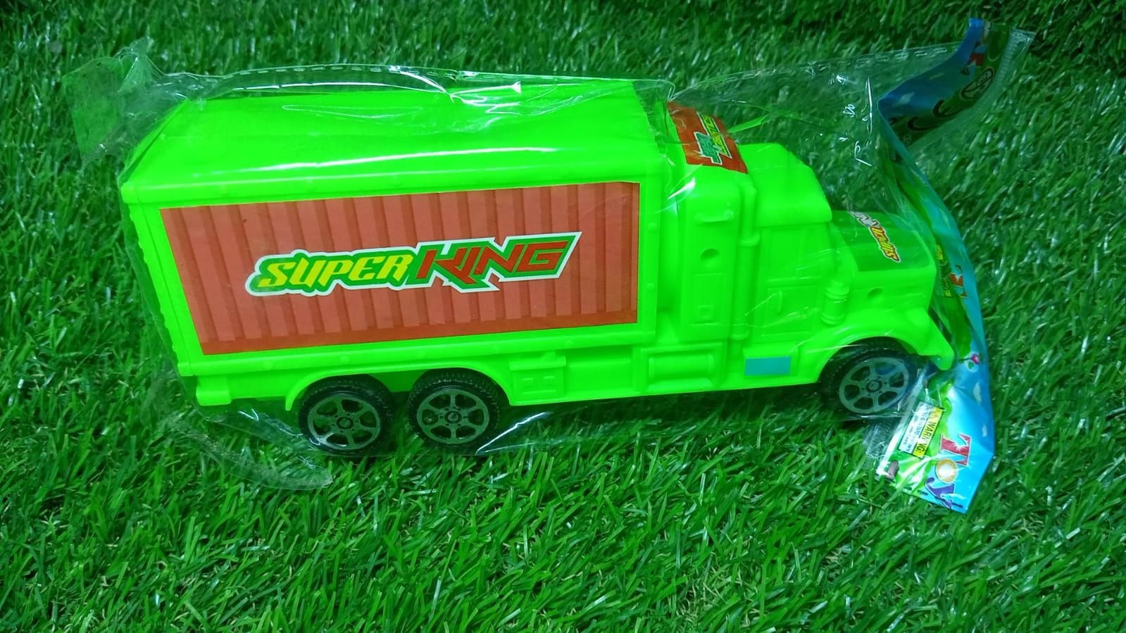 Plastic Container Cargo Truck toy for kids - Image 7