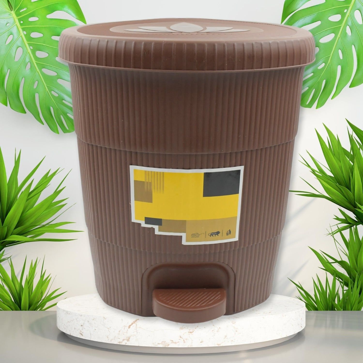 Homeware Dustbin Clean Mini Small Size Plastic Pedal Dustbin Used For Kitchen, Office, Car (1 PC) - Image 5