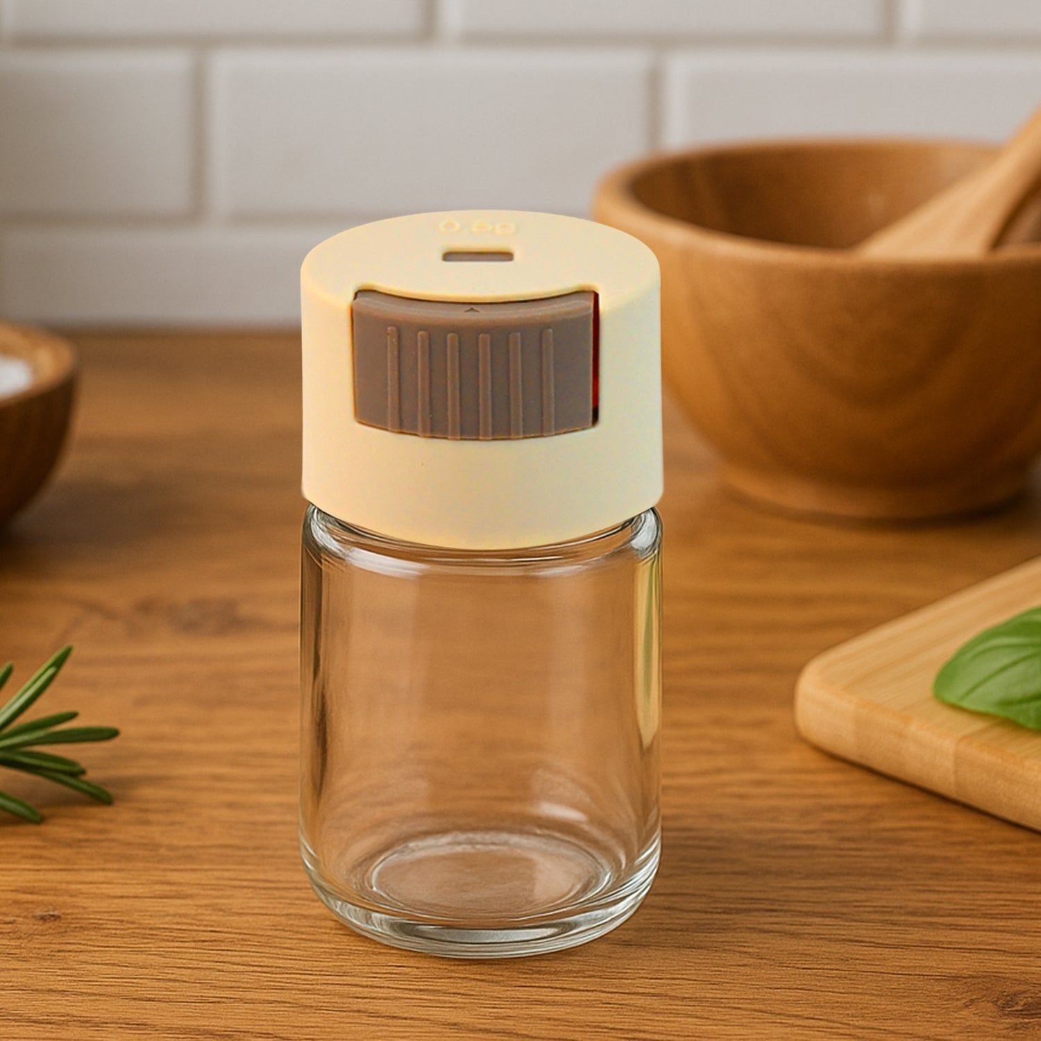 Adjustable Spice Dispenser Glass Jar(1 Pc) - Image 3