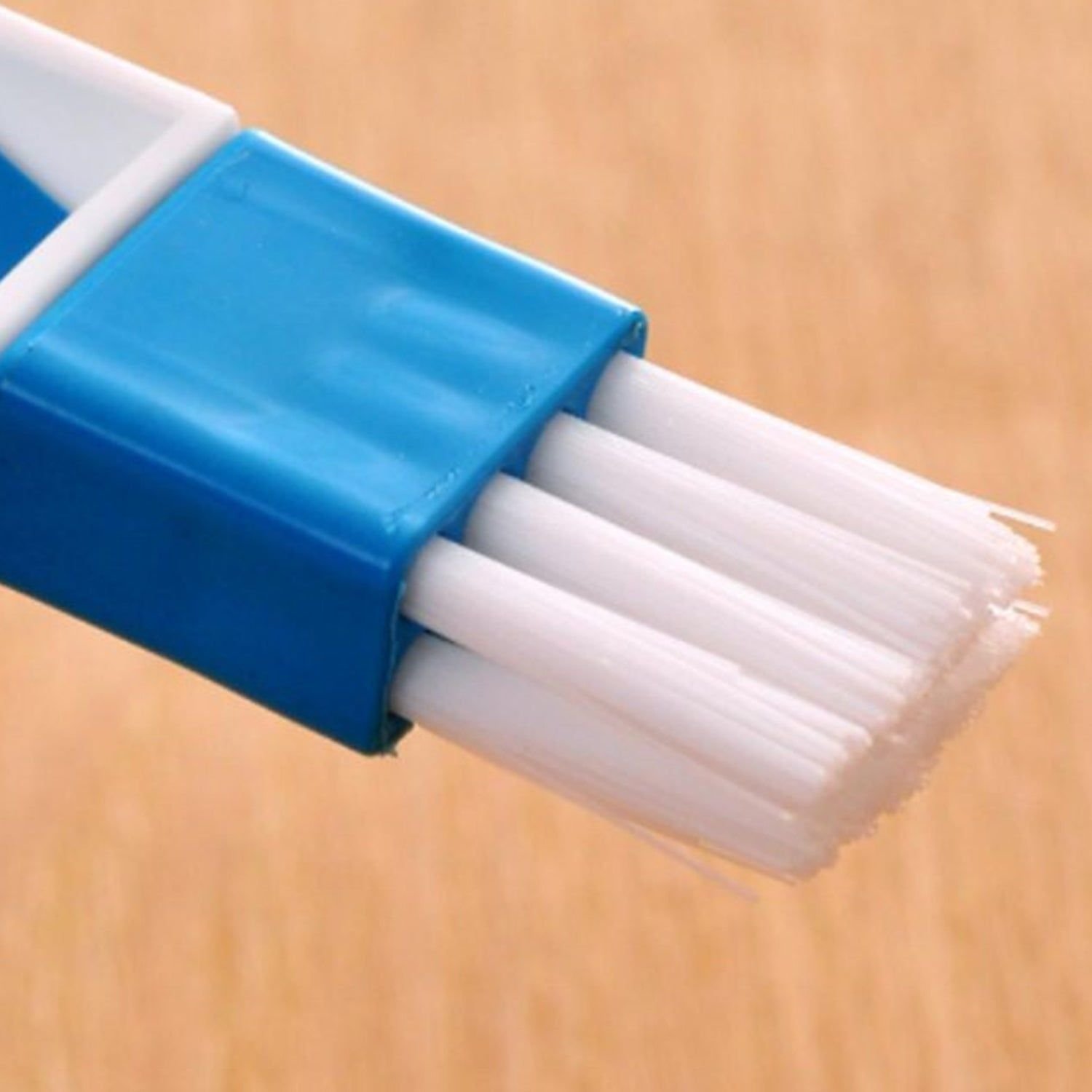 2 in 1 Multi-Function Plastic Window Slot Wardrobe Dust Removal Cleaning Brush - Image 4