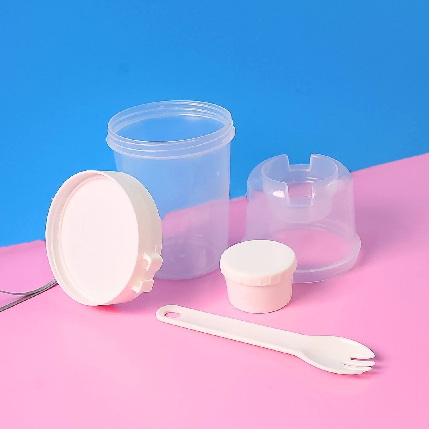 2-Piece Salad Cup Lunch Container with Dressing Storage and Reusable Fork - Image 6