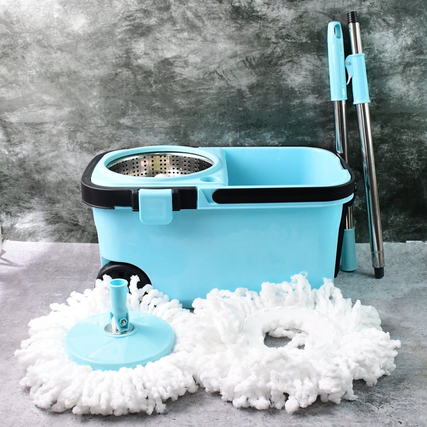 360° Spin Mop with Super Absorbent Microfiber Heads (1 Set) - Image 3