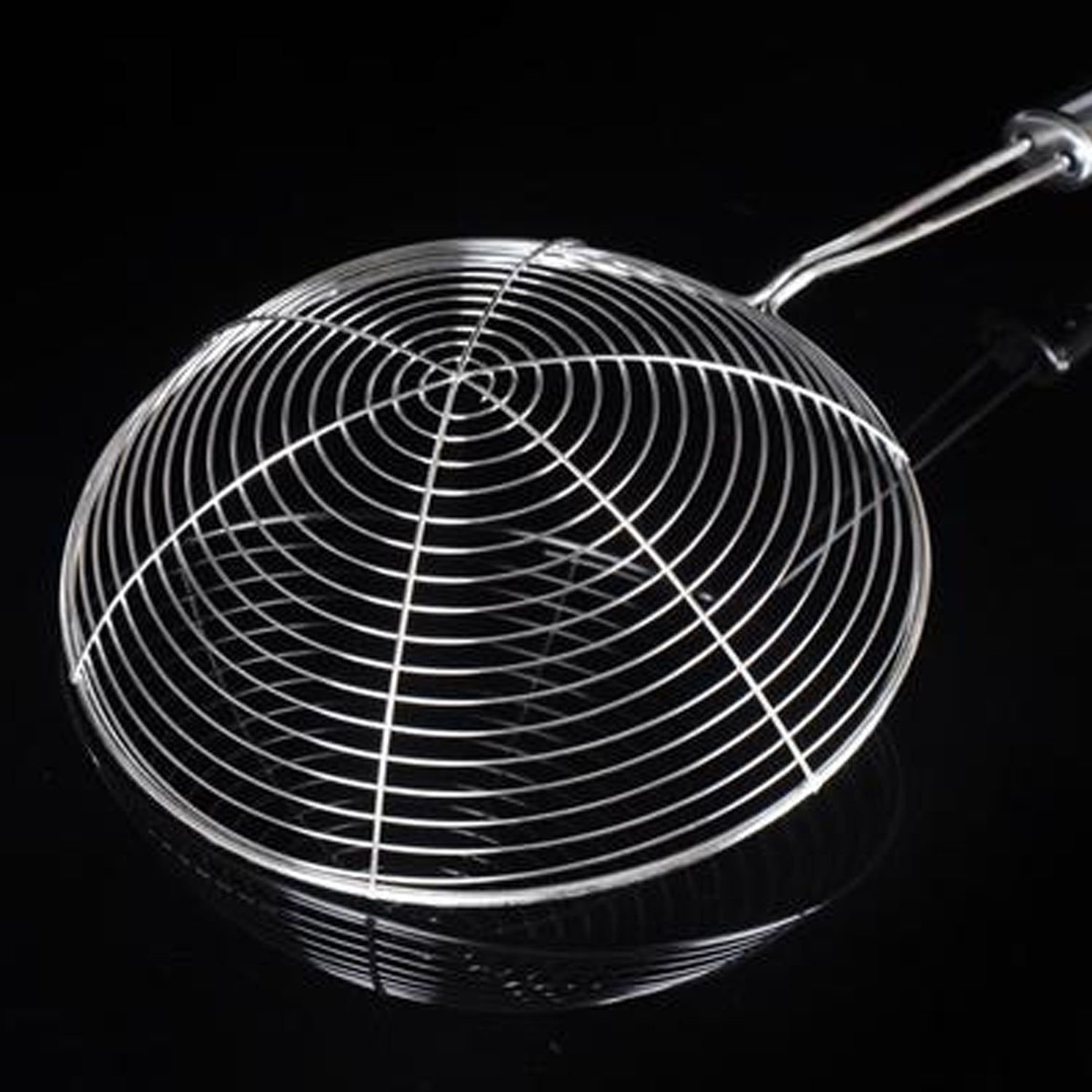 Medium Oil Strainer To Get Perfect Fried Food Stuffs Easily Without Any Problem And Damage. - Image 8