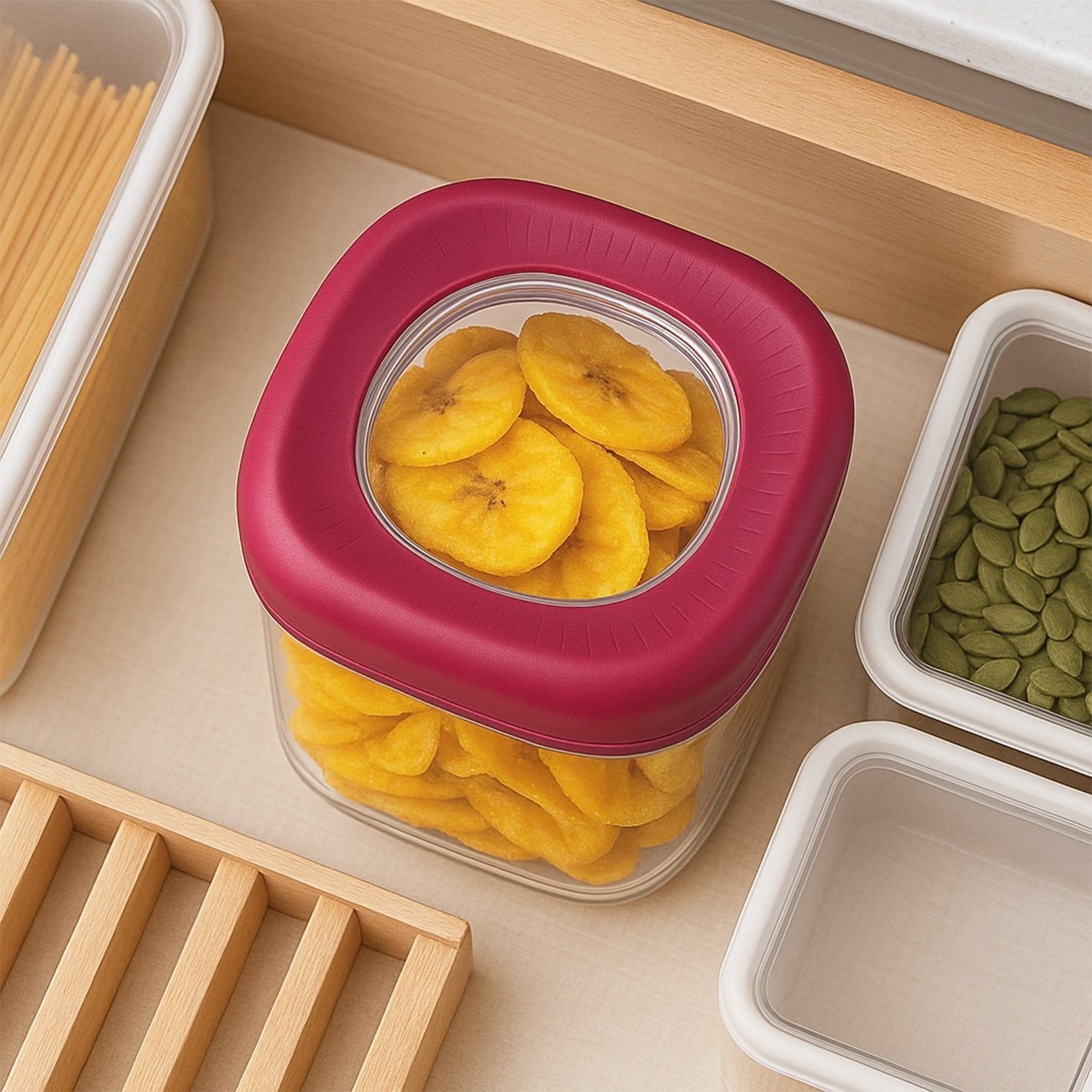 Supermom Transparent Twist Lock Kitchen Storage Container Set (Approx 800ML & 2Pc) - Image 4
