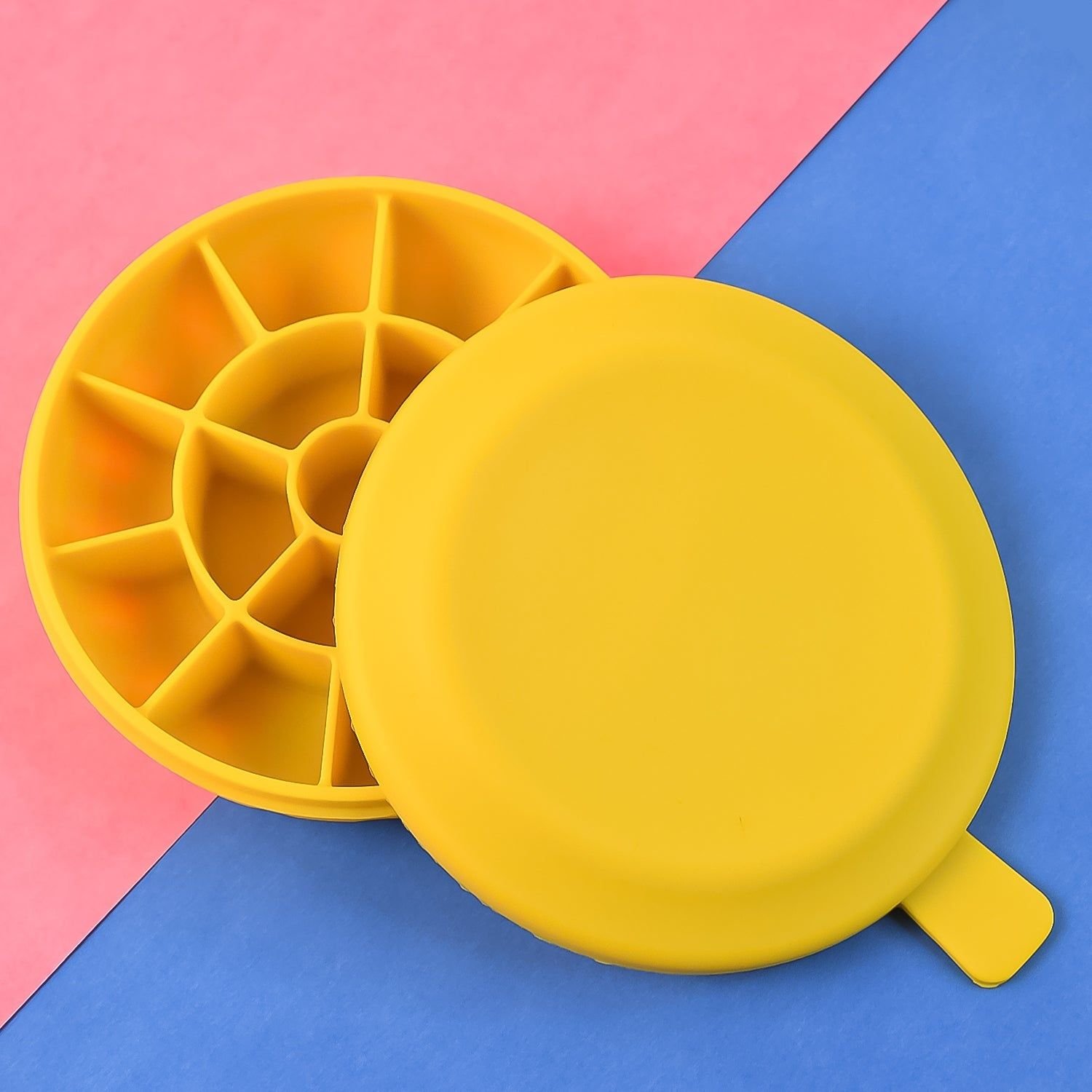 Ice Cube Tray with Lid Grid-16 (1 Pc) - Image 3