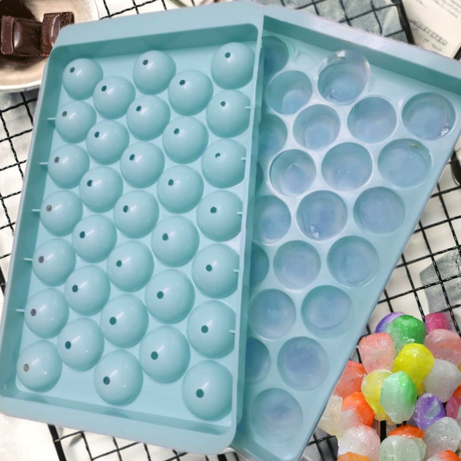 Plastic Round Reusable Ice Cube Ice Ball Mold / Lolli Candy Maker 33 Moulds (16.5×10 Cm / 1 Pc) - Image 3