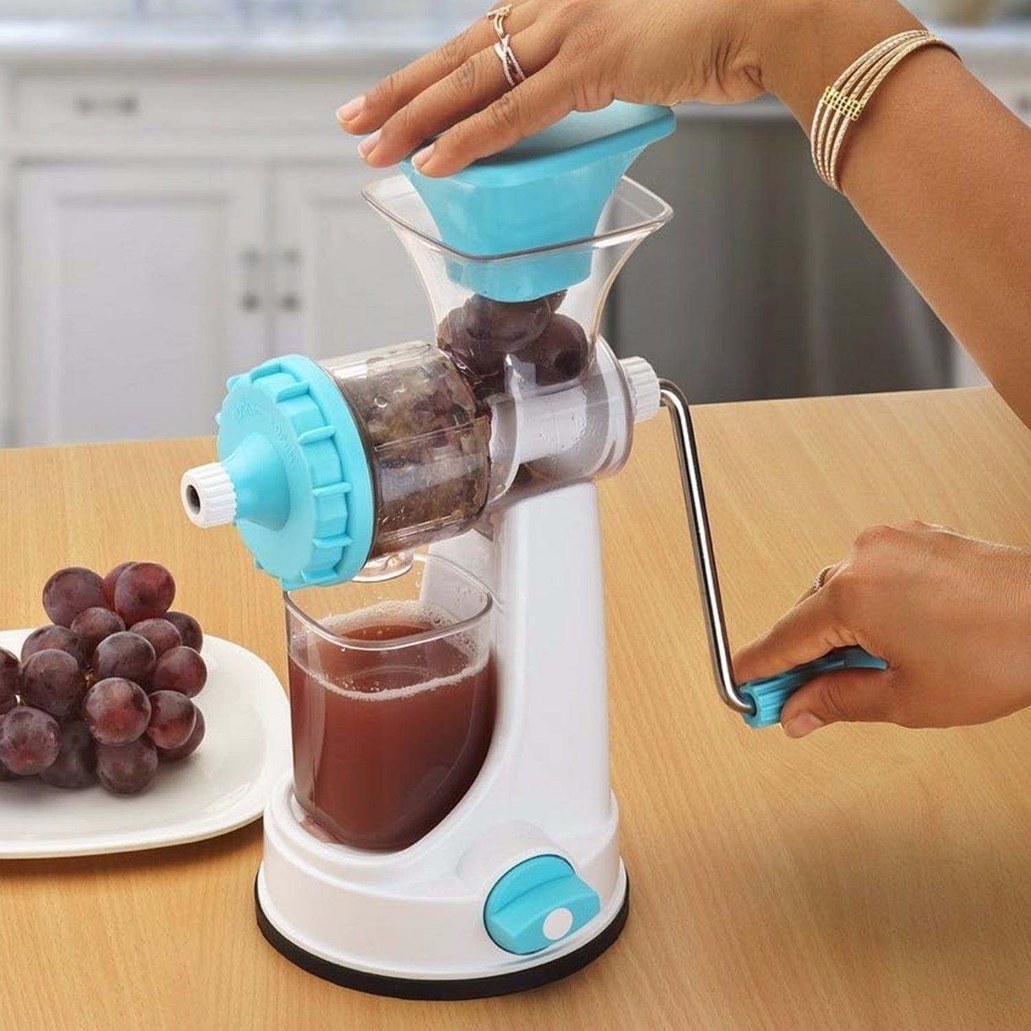 Ganesh Kitchenware Plastic Hand Juicer New Smart Fruit & Vegetable Multipurpose Juicer (Color:Random Green,Blue,Red,Orange) ( Colors May Vary ) (Multi - Image 6