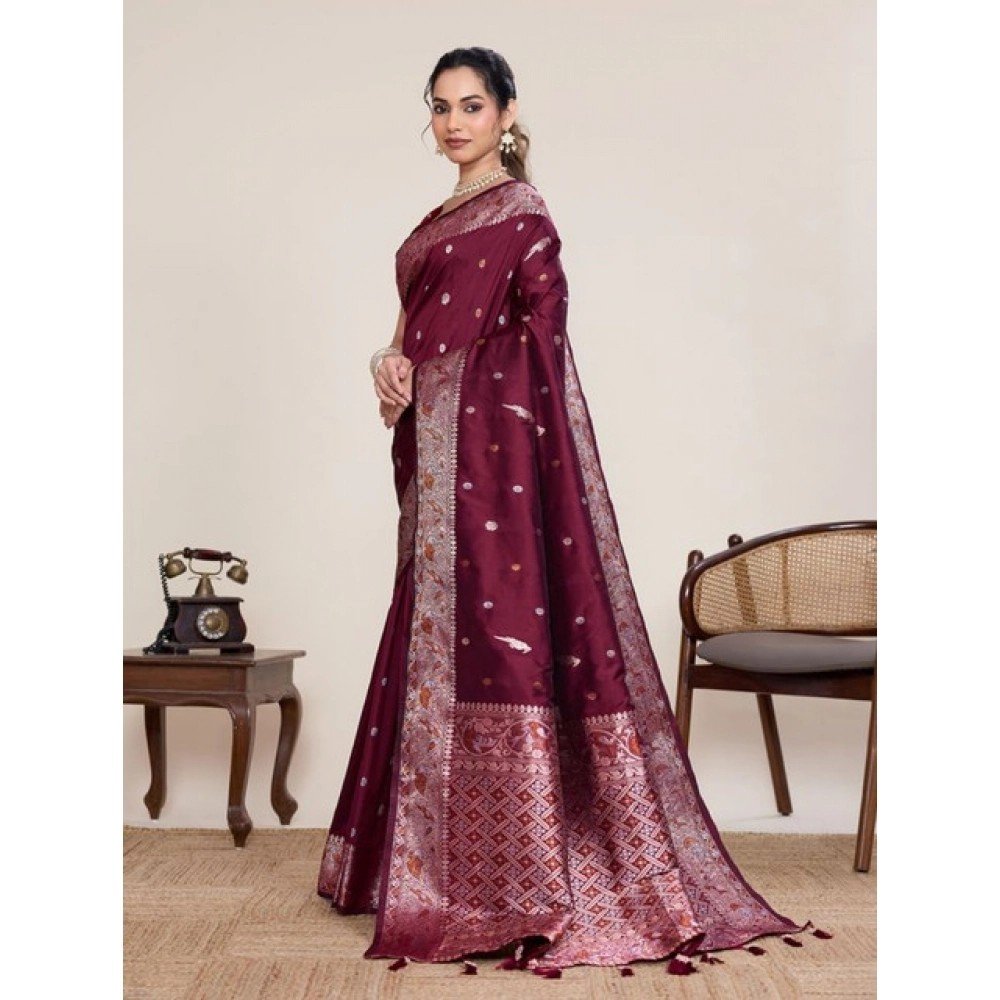Generic Women's Jacquard Woven Saree With Unstitched Blouse 5.5Mtr (Maroon)