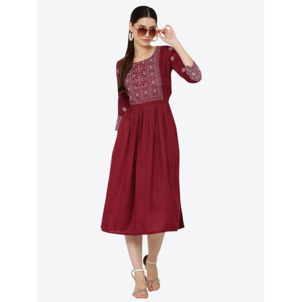 Generic Women's Casual Rayon 3-4th Sleeves Kurti (Maroon) - Image 2