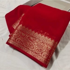 Generic Women's Crepe Chit Pallu Solid Saree With Unstitched Blouse 5.5Mtr��(Red)