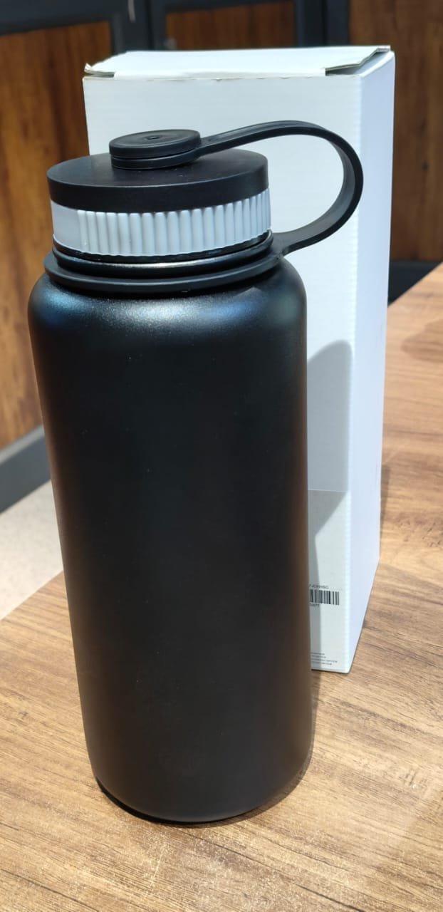 Black Stainless Steel Double Wall Vacuum-Insulated Drink Water Bottle (1000 ML) - Image 8
