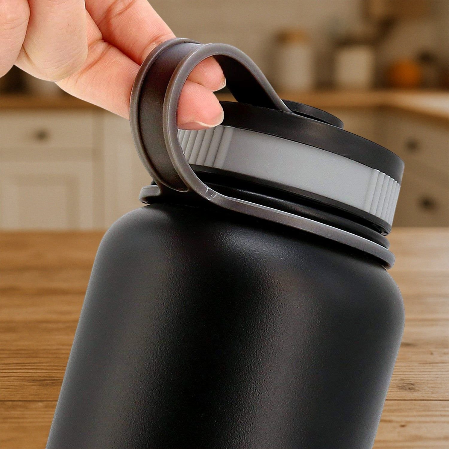 Black Stainless Steel Double Wall Vacuum-Insulated Drink Water Bottle (1000 ML) - Image 7