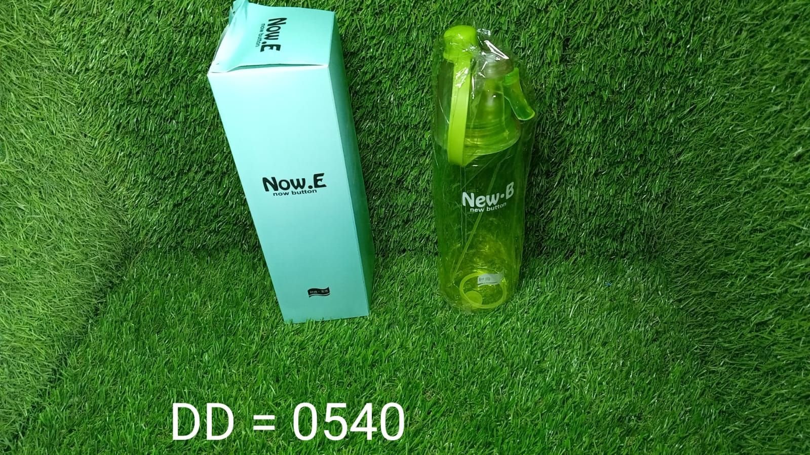 New Spray Portable Water Bottle (600ML) - Image 10